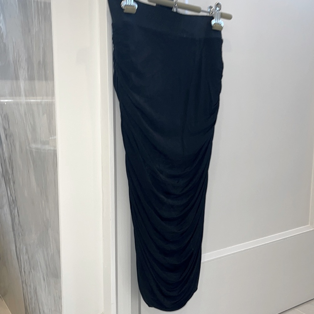 Black side ruched skirt XS